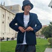 Me gusta mucho el dibujo artistico por sus muchas formas de perspectivas de vista de un objeto, también tengo muchisimas ganas de enseñar mis tecnicas